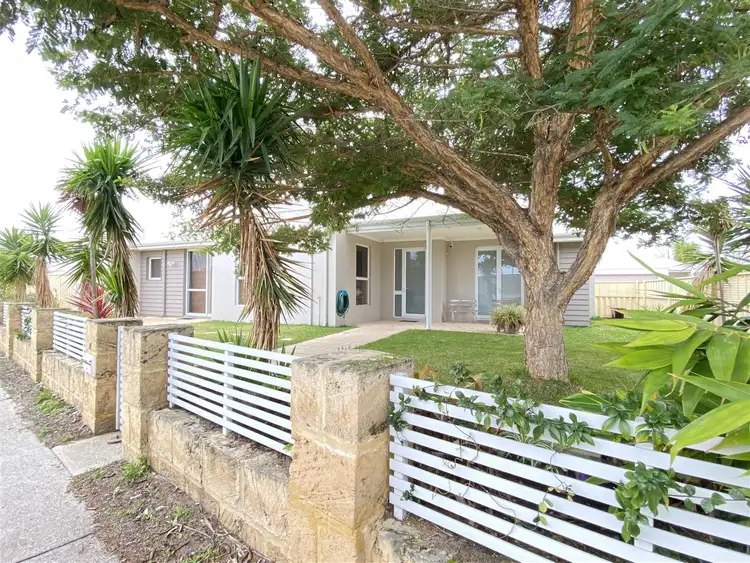 Second view of Homely house listing, 11 Hygeia Bend, Atwell WA 6164