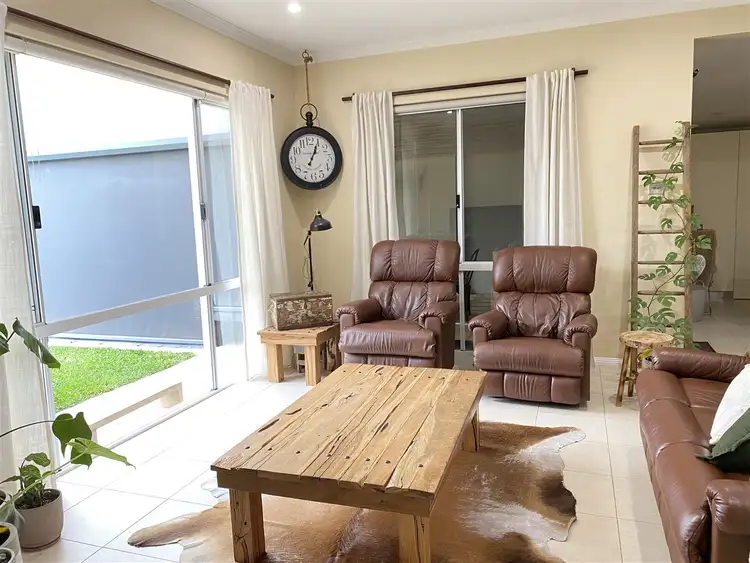 Fourth view of Homely house listing, 11 Hygeia Bend, Atwell WA 6164