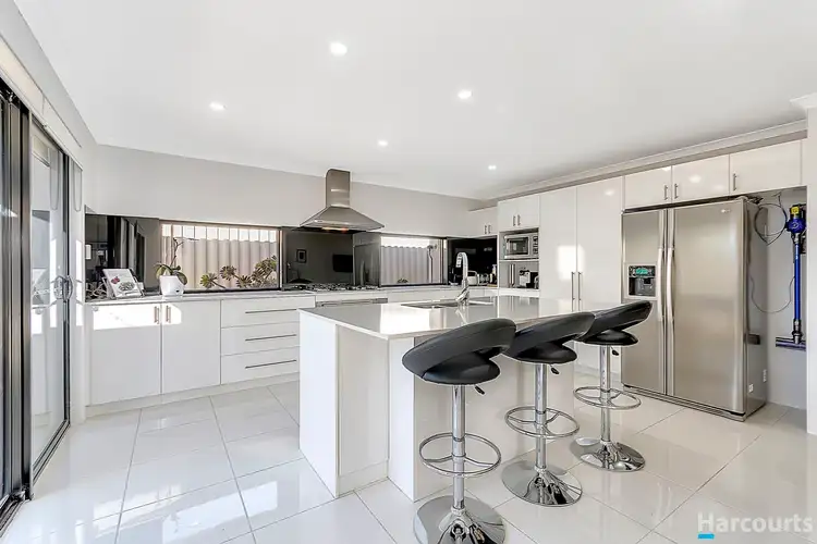 Fifth view of Homely house listing, 10 Plumeria Rise, Sinagra WA 6065