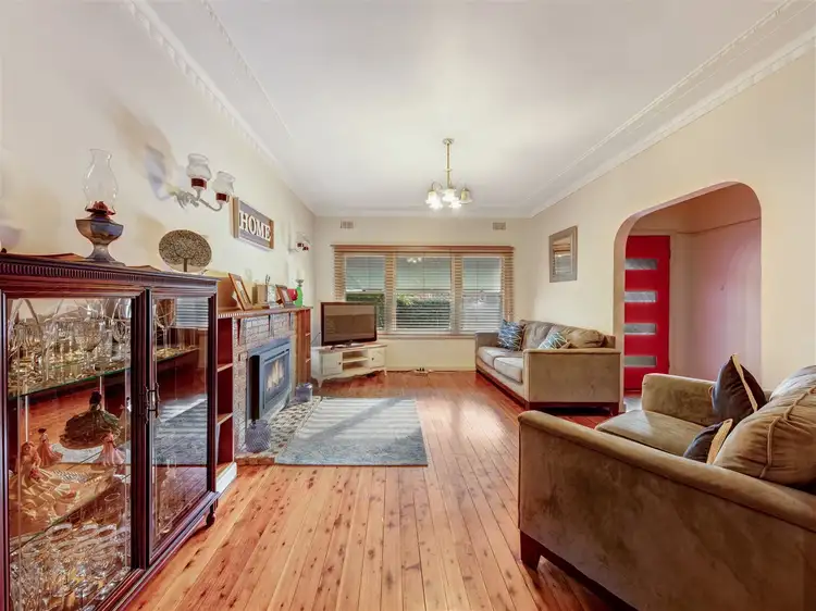 Fifth view of Homely house listing, 2 Cramond Avenue, Wangaratta VIC 3677