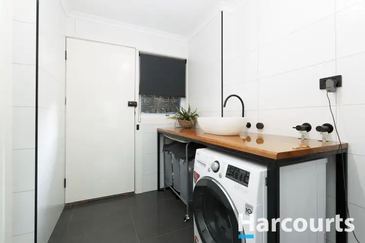 Seventh view of Homely house listing, 48 Ravenhill Crescent, Endeavour Hills VIC 3802