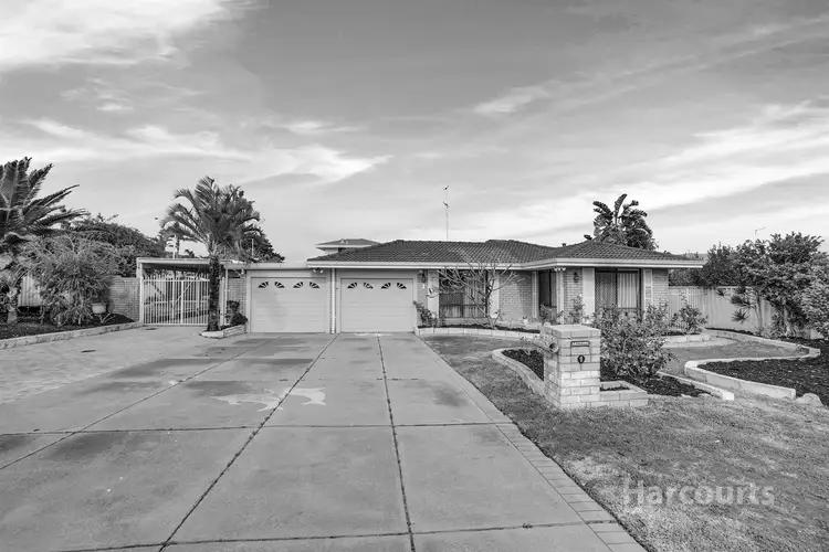 1 Oaklands Avenue, Halls Head WA 6210
