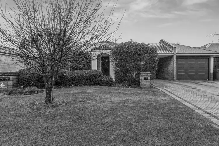 4/2 Moreton Crescent, Warnbro WA 6169