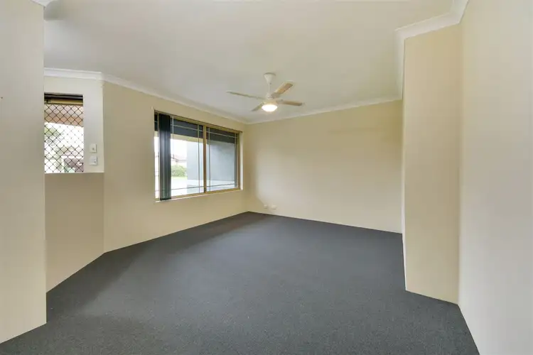 Second view of Homely house listing, 5 Raven Lane, Warnbro WA 6169