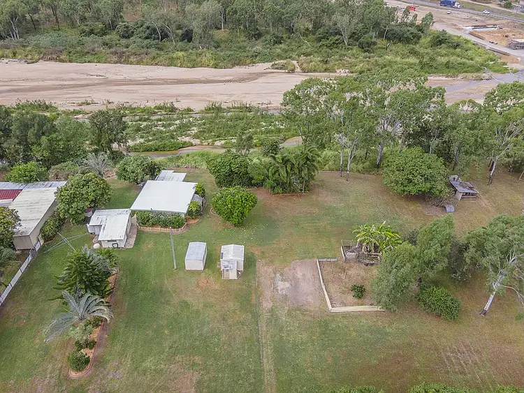 10-12 Bowden Road, Black River QLD 4818
