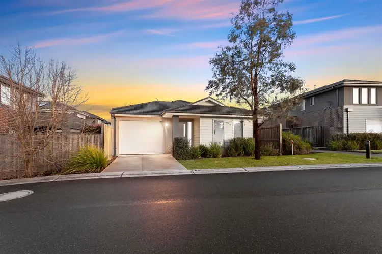1 Norfolk Pine Circuit, Somerville VIC 3912