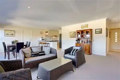 Fourth view of Homely villa listing, 2/20 Avoca Street, Lindisfarne TAS