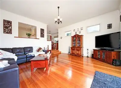 Third view of Homely house listing, 5 Allison Court, Vermont VIC 3133