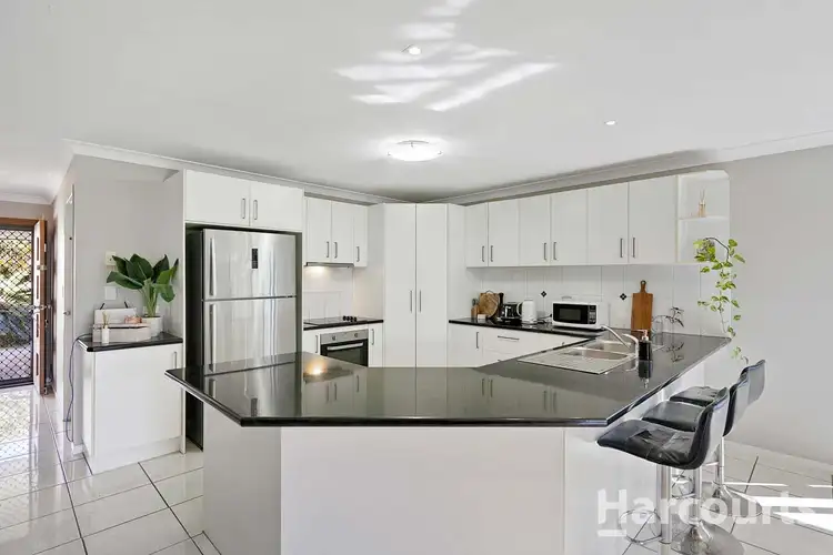 9 Beagle Avenue, Nikenbah QLD 4655