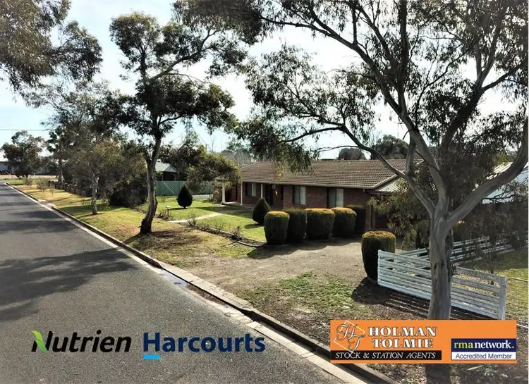 2 McConaghy Street, Cootamundra NSW 2590
