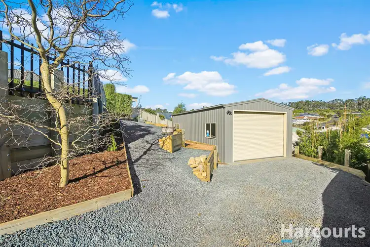 Fifth view of Homely house listing, 2 Water Cress Court, Drouin VIC 3818