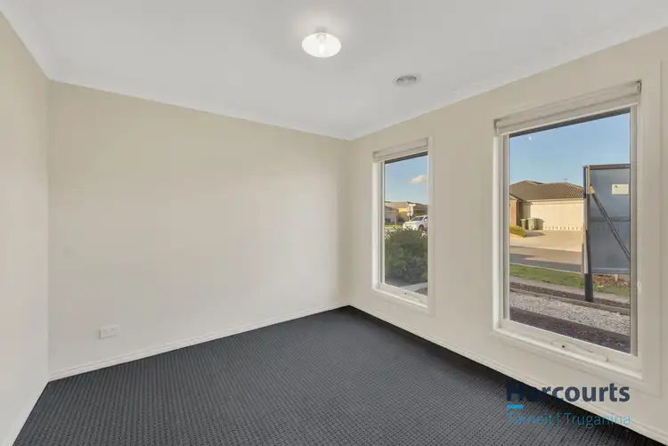 Fifth view of Homely house listing, 4 Samantha Court, Tarneit VIC 3029