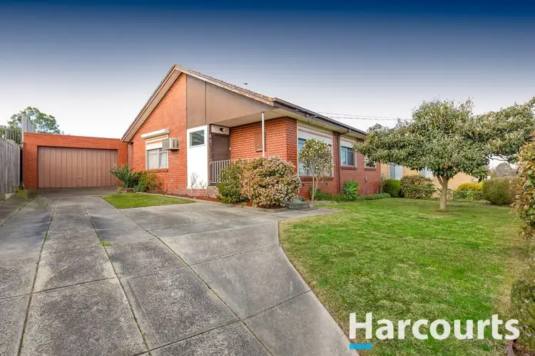 2 Chestnut Road, Doveton VIC 3177