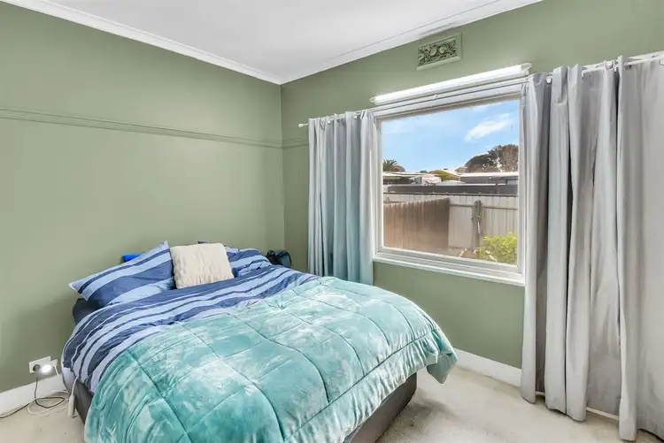 Fifth view of Homely house listing, 14 Hillary Street, Horsham VIC 3400