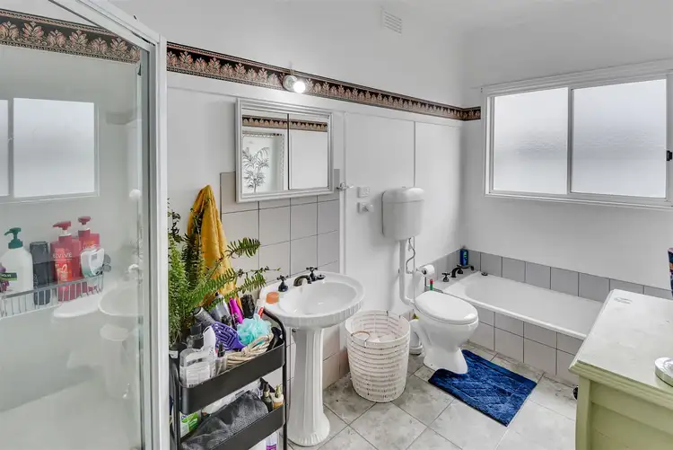 Sixth view of Homely house listing, 14 Hillary Street, Horsham VIC 3400