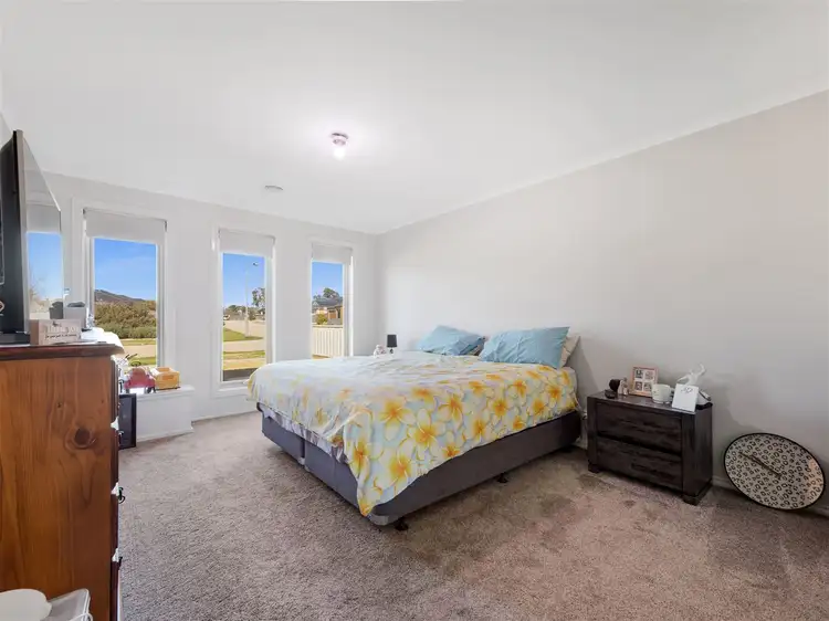 Fifth view of Homely house listing, 25 Silver Wattle Drive, Wangaratta VIC 3677