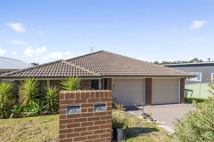 34 & 34A Gemini Way, Narrawallee NSW 2539