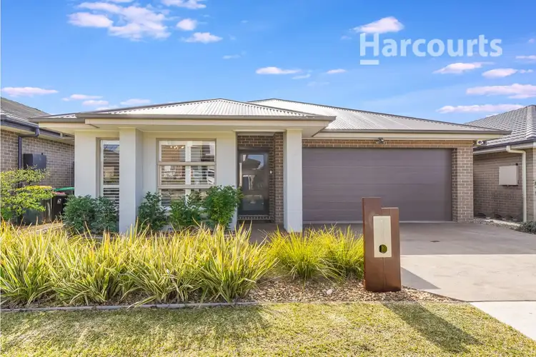 8 Wear Street, Oran Park NSW 2570