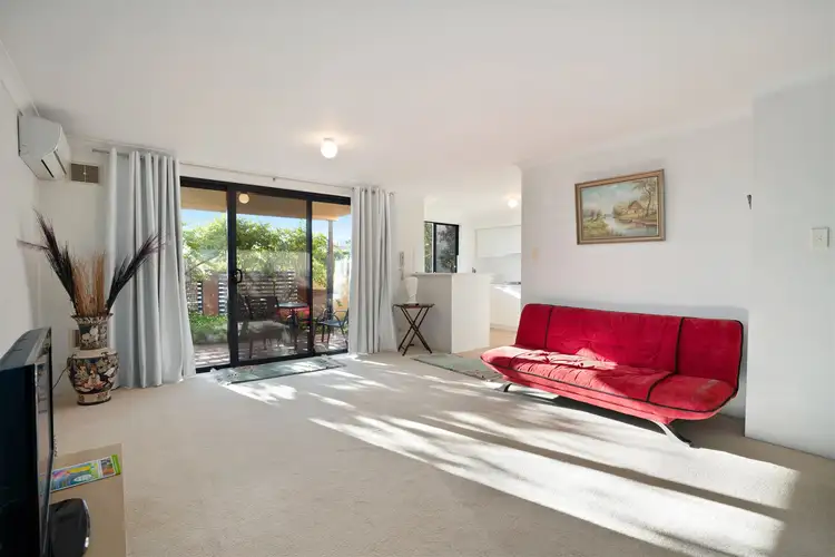 1/6 McMaster Street, Victoria Park WA 6100