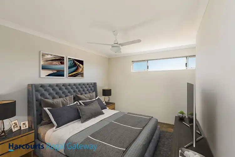 Second view of Homely house listing, 10 Corella Close, Beeliar WA 6164