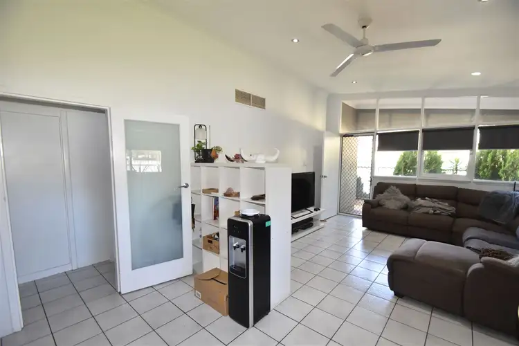 Seventh view of Homely semi-detached listing, 1/40 Larapinta Drive, Araluen NT 870