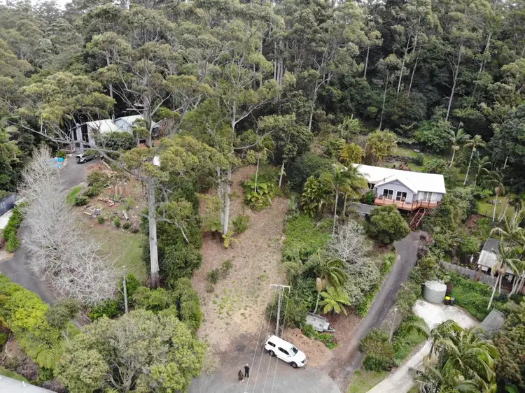 8 Apo Crt, Tamborine Mountain QLD 4272