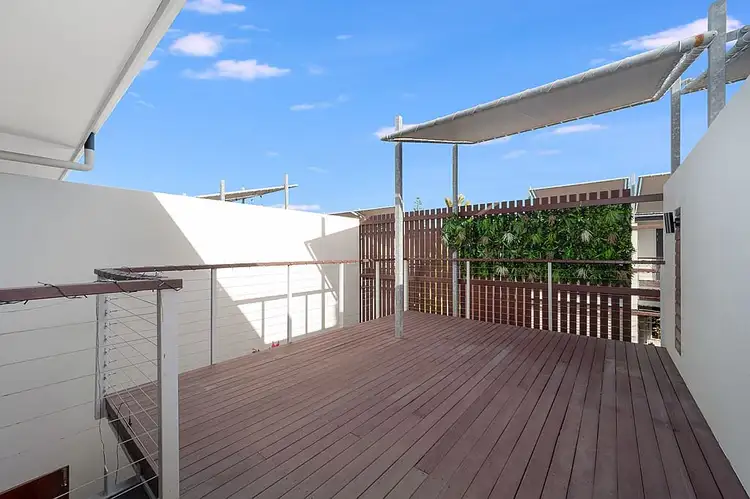 Fifth view of Homely unit listing, 2/23 Echlin Street, West End QLD 4810