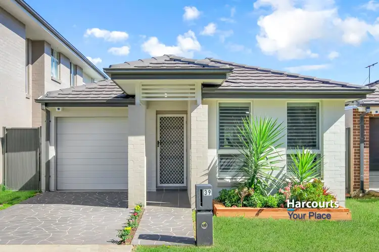 39 Latona Cresent, Ropes Crossing NSW 2760
