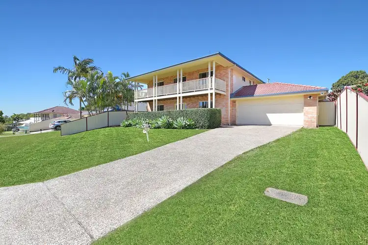 16 Tandanus Court, Oxenford QLD 4210