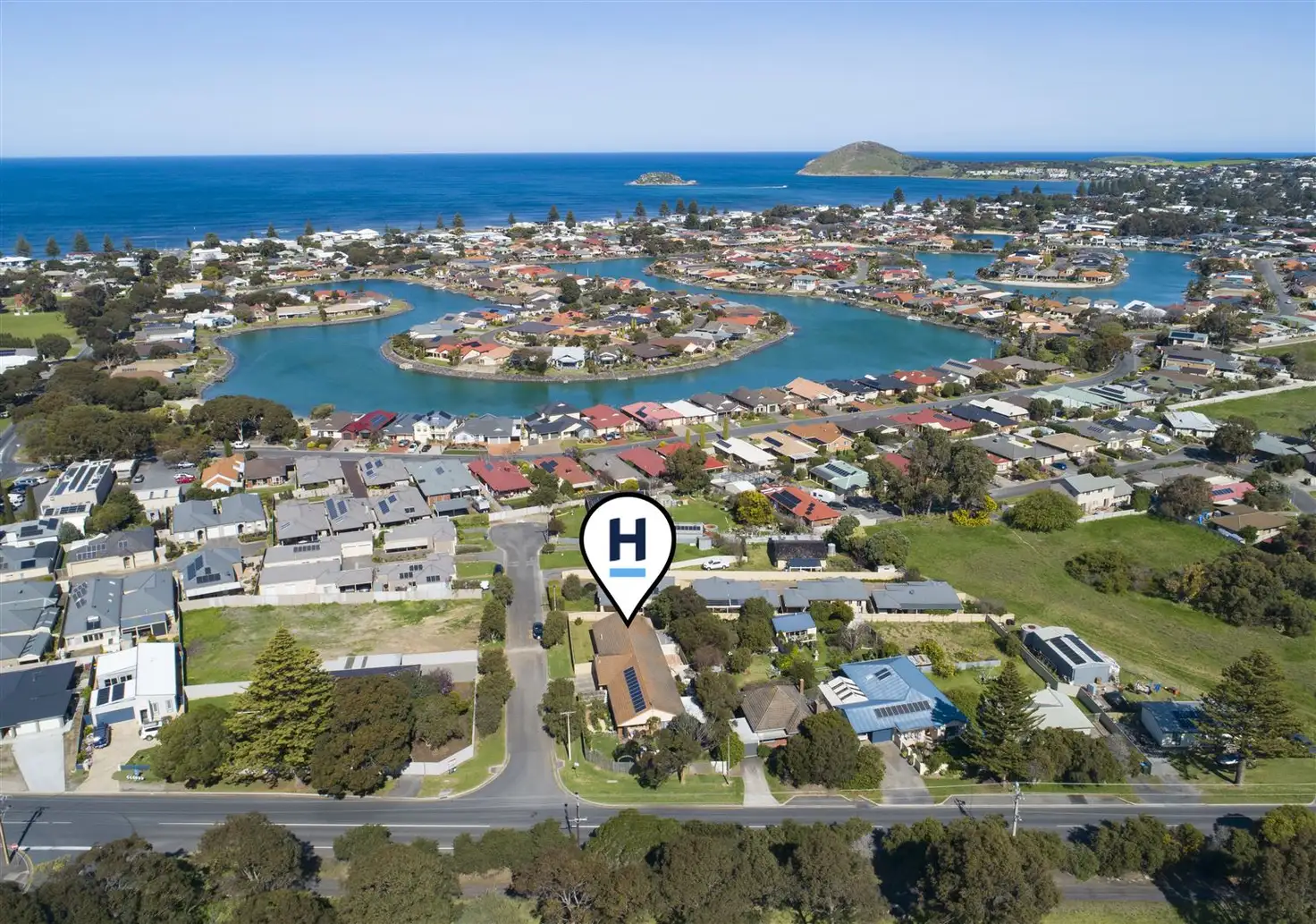 Main view of Homely unit listing, 2/106 Bay Road, Encounter Bay SA 5211
