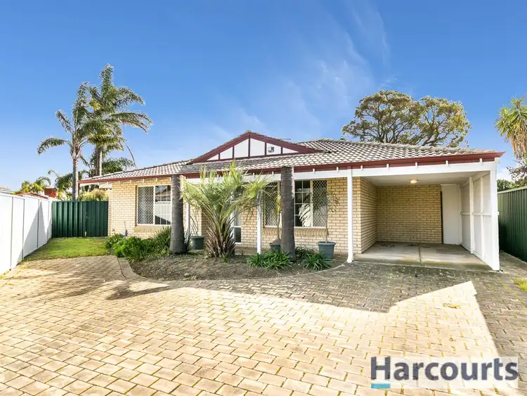 7b Poinsettia Grove, South Lake WA 6164