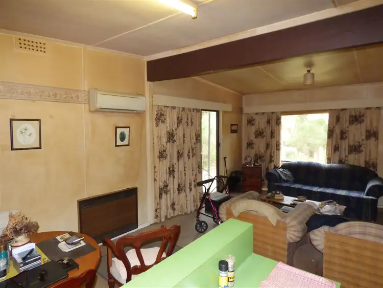 Fifth view of Homely house listing, 8 Royston Road, Halls Gap VIC 3381