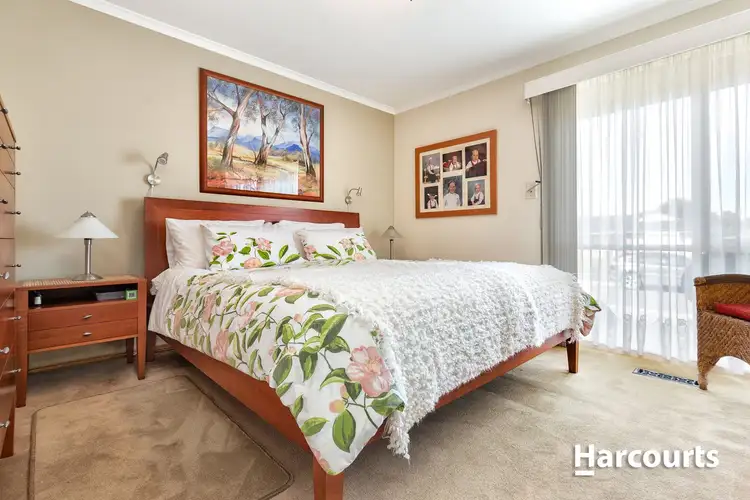 Fifth view of Homely house listing, 1 Bryson Court, Endeavour Hills VIC 3802