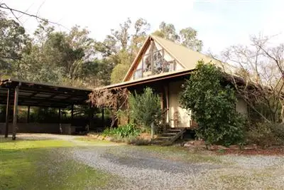 24 Gwinganna Place, Buxton VIC 3711