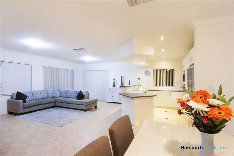 16B Guy Place, Melville WA 6156