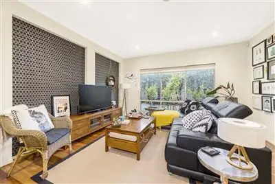 Sixth view of Homely house listing, 10 Jeanbart Court, Wantirna South VIC 3152