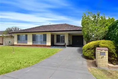 11 Poplar Street, West Beach SA 5024