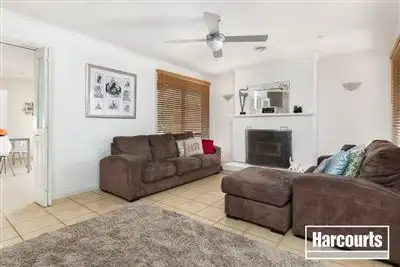 Second view of Homely house listing, 18 Tyntynder Close, Berwick VIC 3806