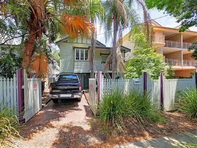 34 Joffre Street, Coorparoo QLD 4151