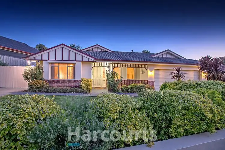 4 Ralron Court, Pakenham VIC 3810