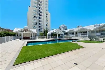 302/212 Marine Parade, Labrador QLD 4215