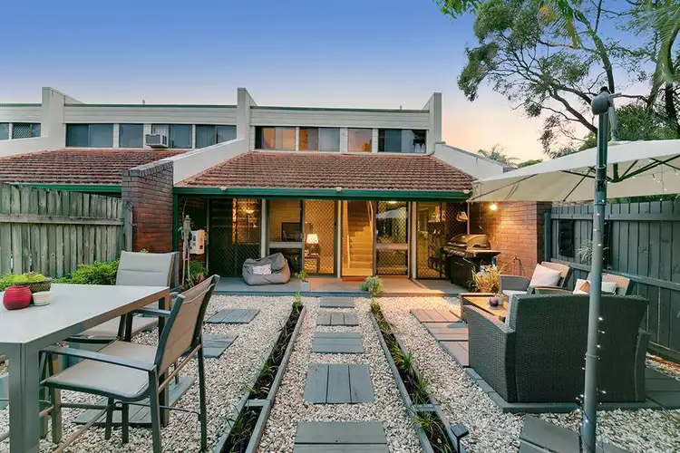 1/10 Movilla Street, Ferny Grove QLD 4055