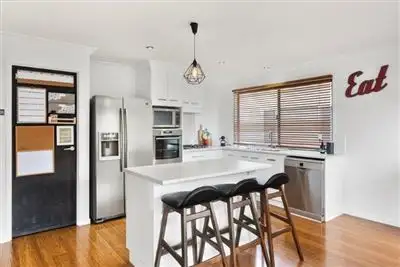 Sixth view of Homely house listing, 18 Messenger Cres, Springfield Lakes QLD 4300