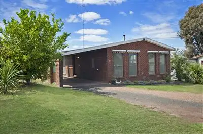 11 Queen Street, Hamilton VIC 3300