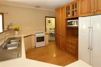 Sixth view of Homely house listing, 4 Peppermint Avenue, Belair SA 5052