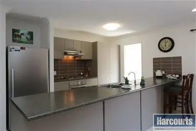 Second view of Homely house listing, 7 Ellis Ct, Sandstone Point QLD 4511