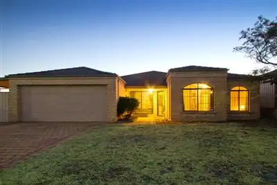 69 Baningan Avenue, Success WA