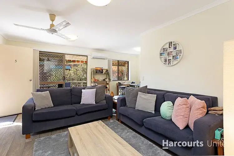 Third view of Homely unit listing, 5/137 Prince Edward Parade, Scarborough QLD 4020
