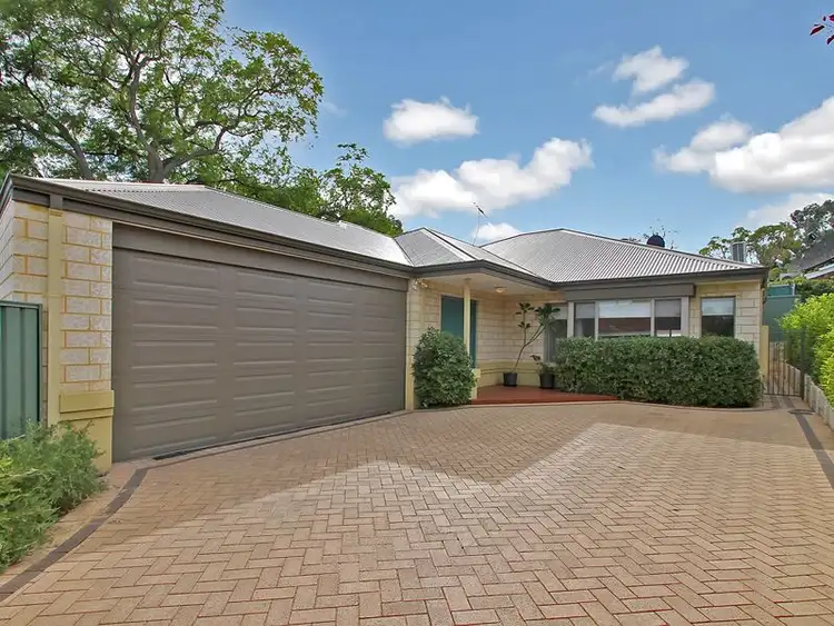12A Collick Street, Hilton WA 6163