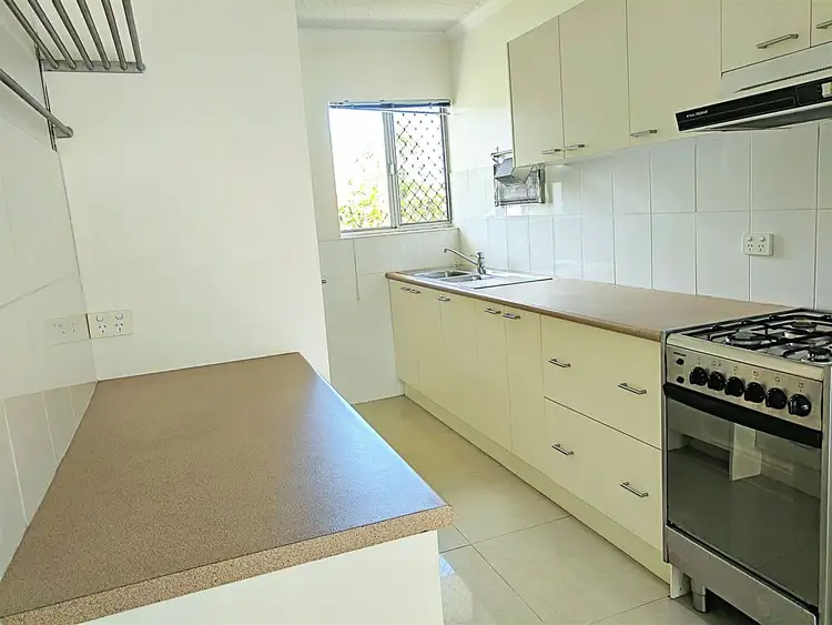 Fourth view of Homely unit listing, 2/84 Stuart Street, Bulimba QLD 4171